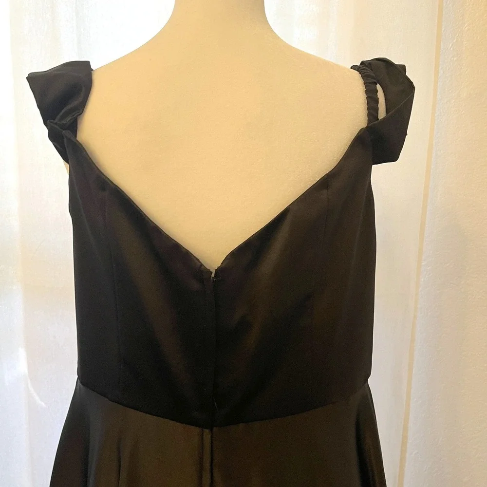 DB Studio Satin Off Shoulder Formal Gown Dress 14 Bridesmaid Maxi F20134 Black - Picture 8 of 16